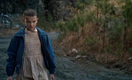 Очень странные дела 1 сезон 6 серия